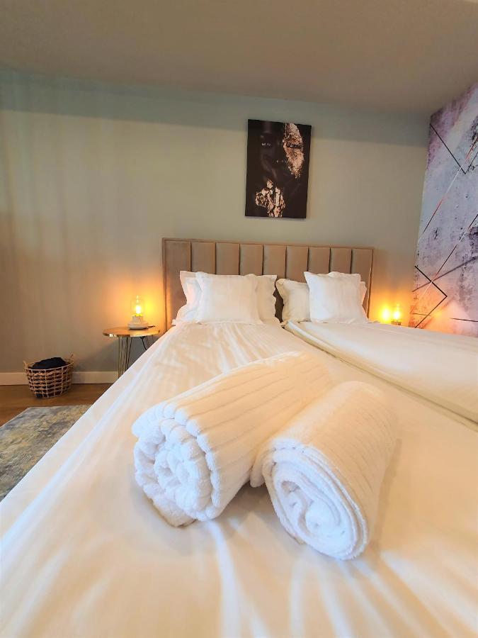 Eriss Studio Suite - Ozone Building Apartment Kolozsvár Kültér fotó