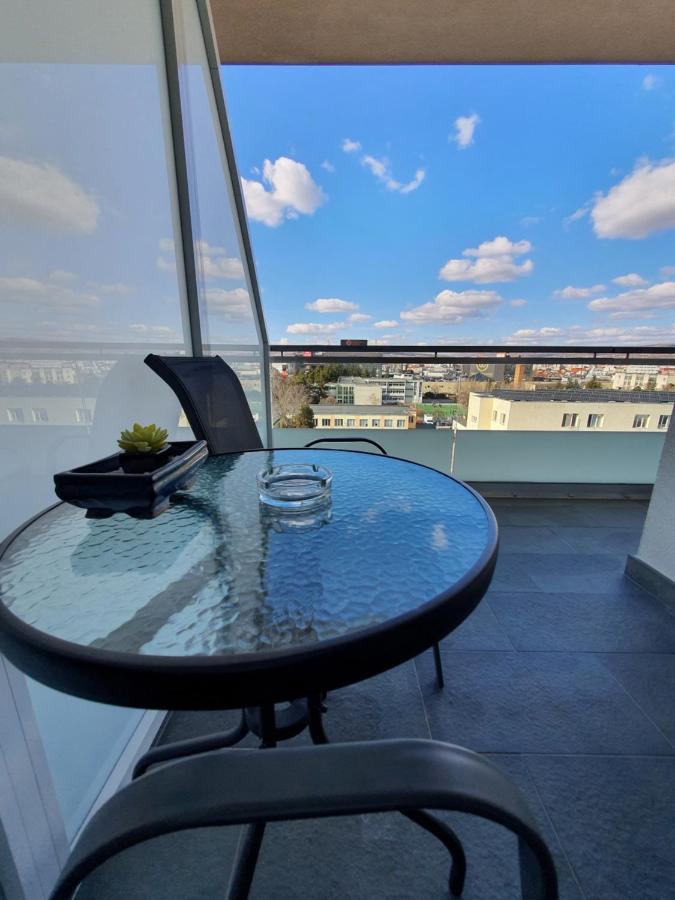 Eriss Studio Suite - Ozone Building Apartment Kolozsvár Kültér fotó