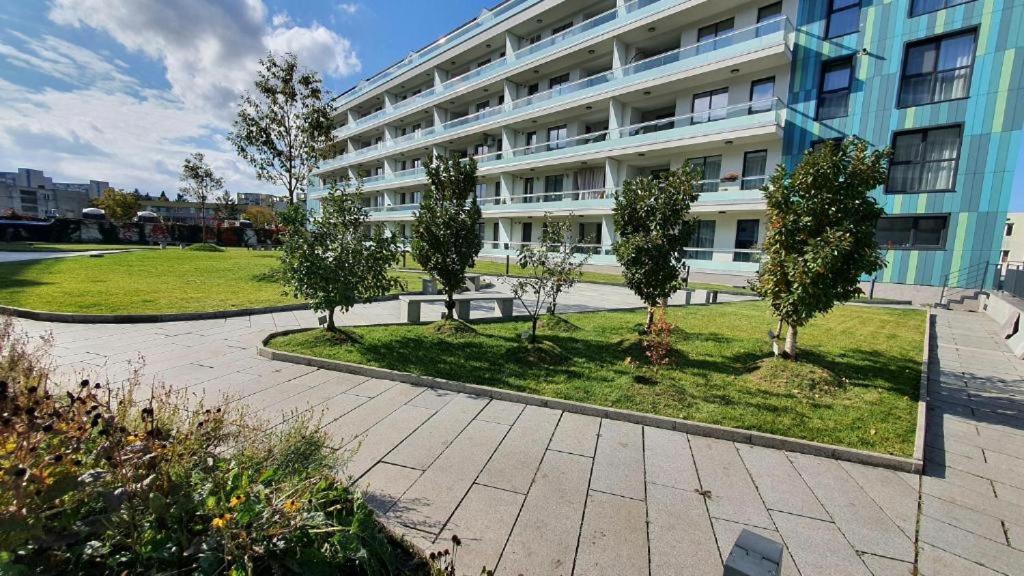 Eriss Studio Suite - Ozone Building Apartment Kolozsvár Kültér fotó